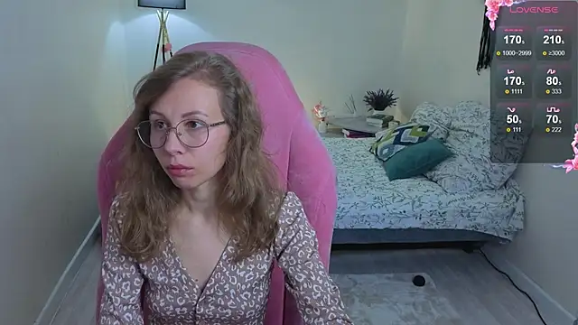 Lill Mary online show from 09/13/25, 02:22