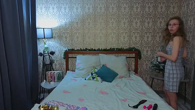 Lill Mary online show from 12/16/25, 03:00