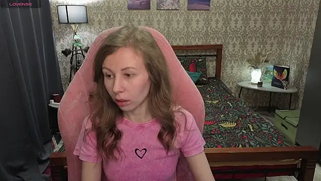 Lill Mary online show from 02/02/26, 02:32