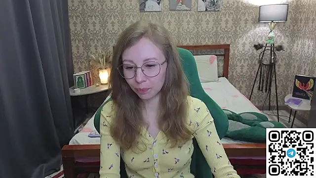 Lill Mary online show from 04/12/26, 02:05