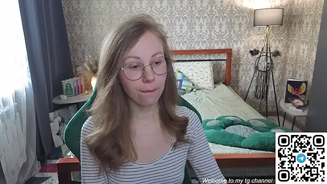 Snapshot of Lill_Mary chatting on 04/23/26, 02:24 Lill Mary online show from 04/23/26, 02:24