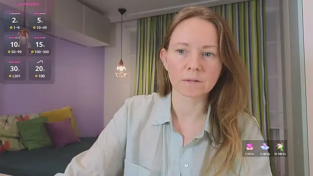 Snapshot of JanePearl chatting on 12/14/24, 01:59 JanePearl online show from 12/14/24, 01:59