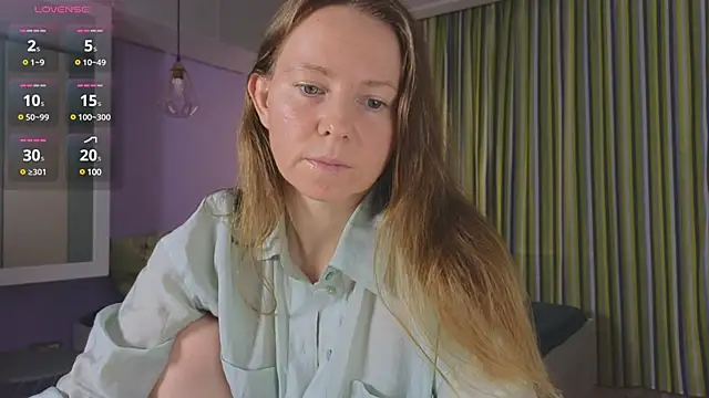 Snapshot of JanePearl chatting on 12/15/24, 05:31 JanePearl online show from 12/15/24, 05:31