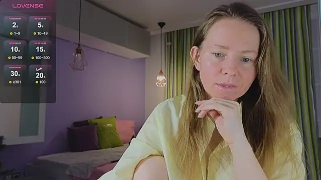 Snapshot of JanePearl chatting on 02/01/25, 11:16 JanePearl online show from 02/01/25, 11:16