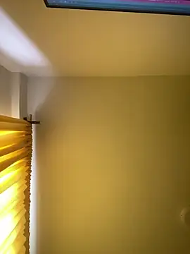 baby lizy online show from 11/04/25, 06:29