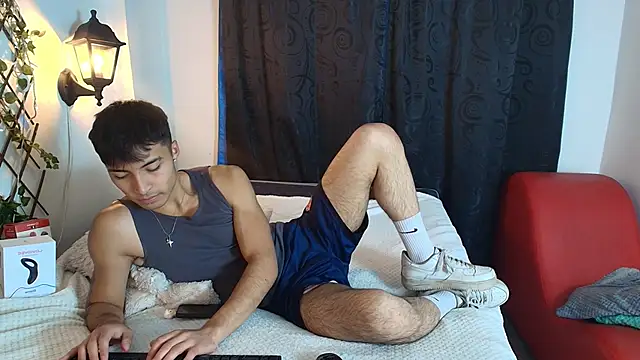 dylan fun18 online show from 12/16/24, 04:05