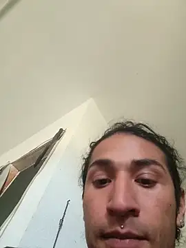 LargeDominoes online show from 04/18/26, 08:31