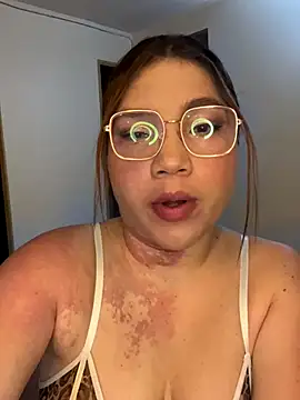 WhiteWomen online show from 10/30/25, 12:23