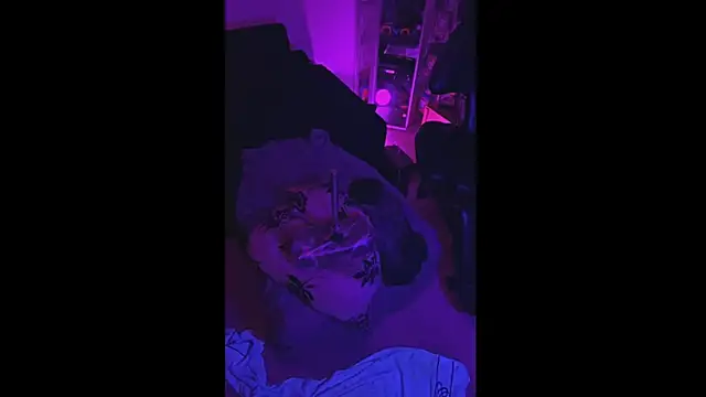 Snapshot of LuggiJack chatting on 09/18/25, 11:12 LuggiJack online show from 09/18/25, 11:12