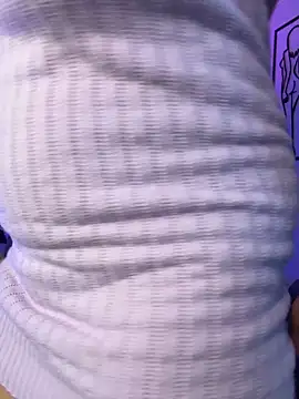 ashlyrey-1 online show from 04/14/26, 10:05