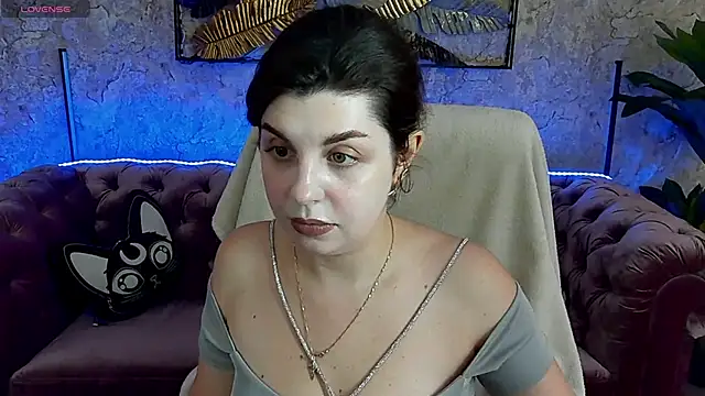 MirandaWong online show from 01/31/25, 06:35