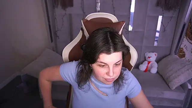 MirandaWong online show from 02/06/26, 06:40