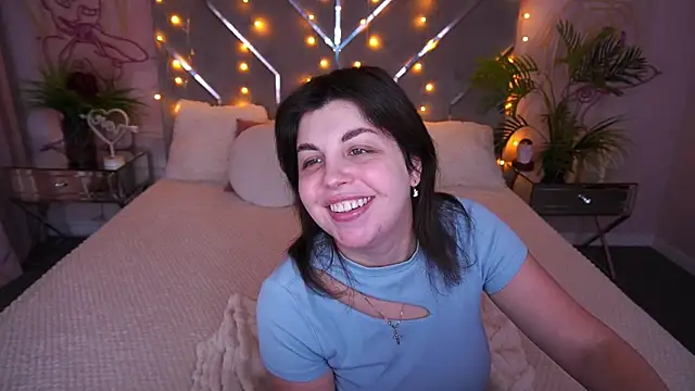 MirandaWong online show from 02/24/26, 06:11