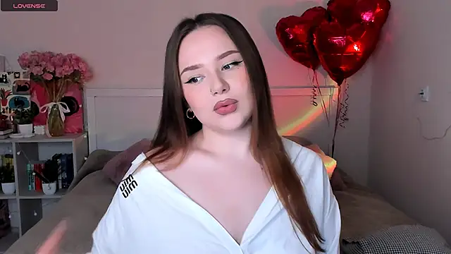 LittleKiitten online show from 05/28/26, 02:47