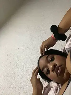 vic pretynhaa online show from 03/15/25, 12:25