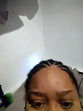 vic pretynhaa online show from 02/16/26, 12:23