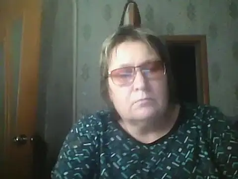 MelanieCold467 online show from 11/28/25, 03:36