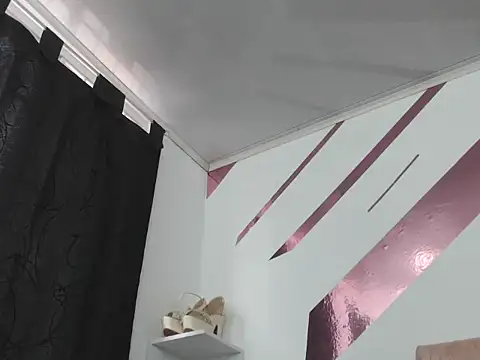 Kitten Hot  online show from 01/08/25, 01:41