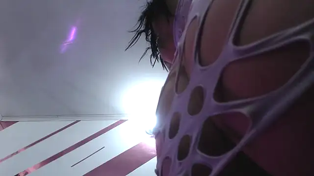 Kitten Hot  online show from 09/30/25, 04:34