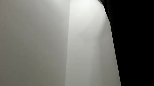 Kitten Hot  online show from 12/05/25, 11:08