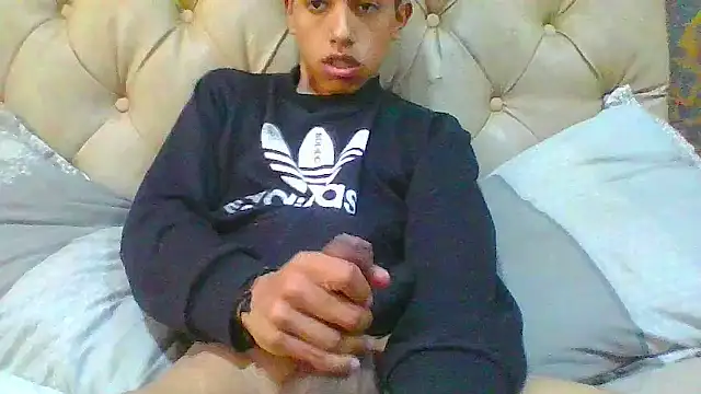 danuel23 online show from 12/18/25, 08:04