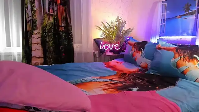 Evie Hill online show from 05/17/26, 12:41