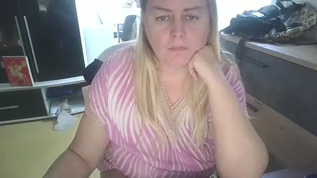 Meliss Official9 online show from 09/25/25, 09:13