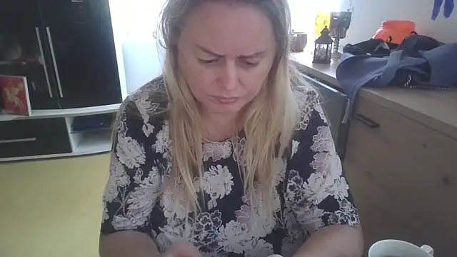 Meliss Official9 online show from 09/27/25, 07:02