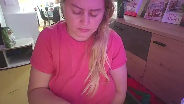 Meliss Official9 online show from 11/16/25, 12:11