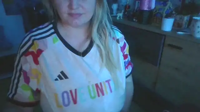 Meliss Official9 online show from 01/16/26, 10:47