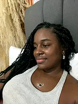 Snapshot of AkiraHomers chatting on 12/05/24, 03:04 AkiraHomers online show from 12/05/24, 03:04