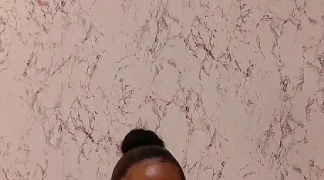 Snapshot of AkiraHomers chatting on 03/05/25, 11:16 AkiraHomers online show from 03/05/25, 11:16