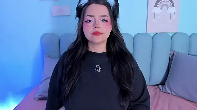 curvy rousi online show from 10/04/25, 11:41