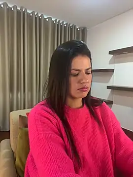 Snapshot of Alice_Biel chatting on 12/24/24, 01:39 Alice Biel online show from 12/24/24, 01:39