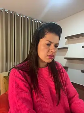 Snapshot of Alice_Biel chatting on 12/27/24, 01:50 Alice Biel online show from 12/27/24, 01:50