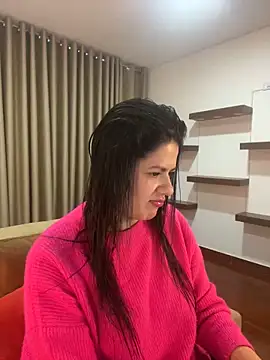 Snapshot of Alice_Biel chatting on 01/03/25, 11:35 Alice Biel online show from 01/03/25, 11:35