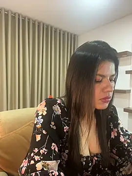 Snapshot of Alice_Biel chatting on 01/09/25, 12:46 Alice Biel online show from 01/09/25, 12:46