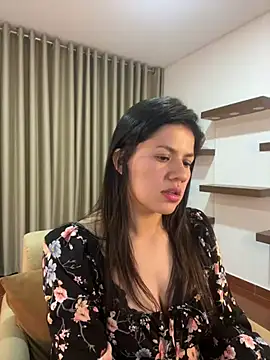 Snapshot of Alice_Biel chatting on 01/22/25, 12:38 Alice Biel online show from 01/22/25, 12:38