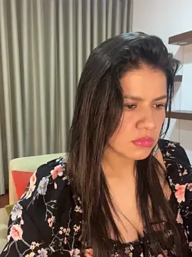 Snapshot of Alice_Biel chatting on 01/28/25, 09:50 Alice Biel online show from 01/28/25, 09:50