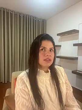 Snapshot of Alice_Biel chatting on 02/03/25, 10:32 Alice Biel online show from 02/03/25, 10:32