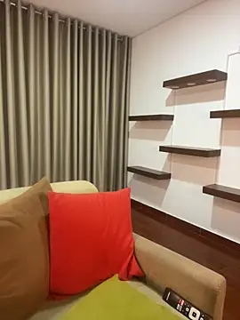 Snapshot of Alice_Biel chatting on 02/14/25, 01:02 Alice Biel online show from 02/14/25, 01:02