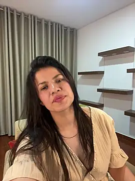 Snapshot of Alice_Biel chatting on 03/21/25, 09:56 Alice Biel online show from 03/21/25, 09:56