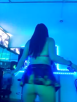 bbferlinaa online show from 02/13/26, 05:53