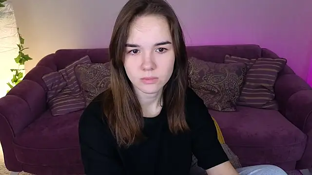 LindaRobertz online show from 01/18/25, 02:33