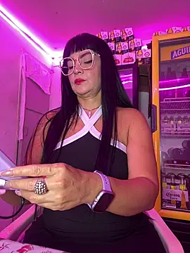 Snapshot of Hot_beauty__ chatting on 02/07/26, 04:16 Hot beauty online show from 02/07/26, 04:16