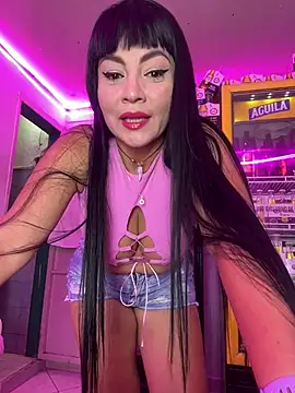 Snapshot of Hot_beauty__ chatting on 02/13/26, 03:13 Hot beauty online show from 02/13/26, 03:13