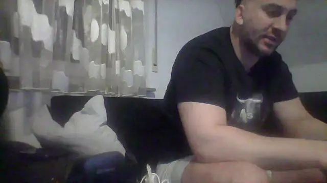 Snapshot of NewyorkDimi chatting on 12/28/24, 06:17 NewyorkDimi online show from 12/28/24, 06:17