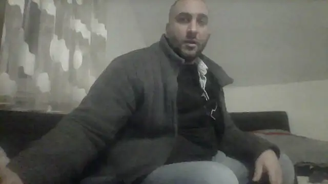 Snapshot of NewyorkDimi chatting on 01/04/25, 09:41 NewyorkDimi online show from 01/04/25, 09:41