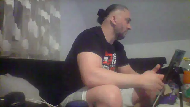 Snapshot of NewyorkDimi chatting on 02/10/25, 11:45 NewyorkDimi online show from 02/10/25, 11:45