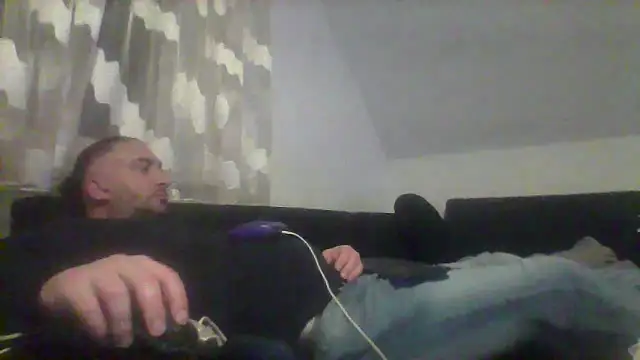 Snapshot of NewyorkDimi chatting on 02/15/25, 05:09 NewyorkDimi online show from 02/15/25, 05:09